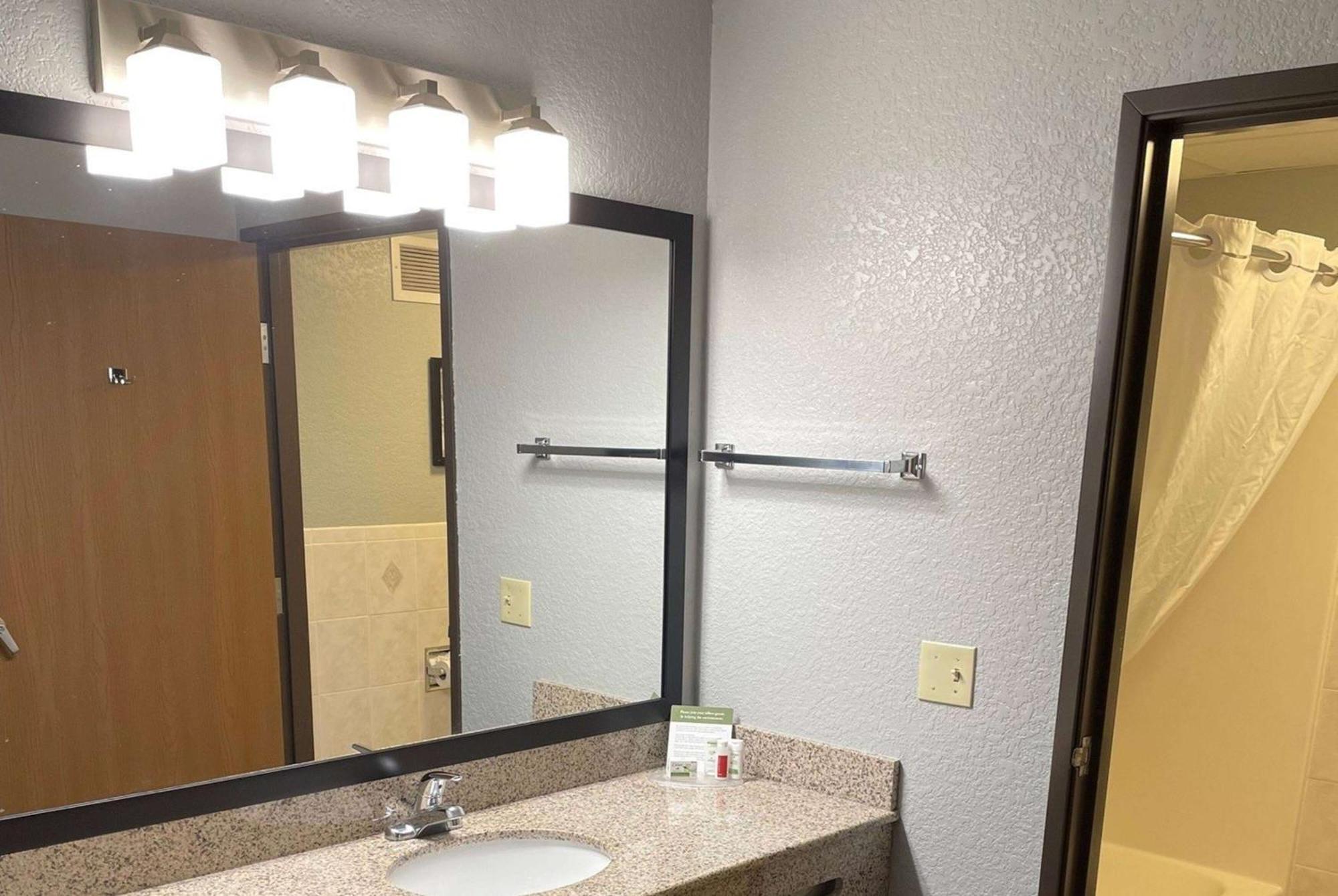 Americinn By Wyndham Ankeny/Des Moines מראה חיצוני תמונה